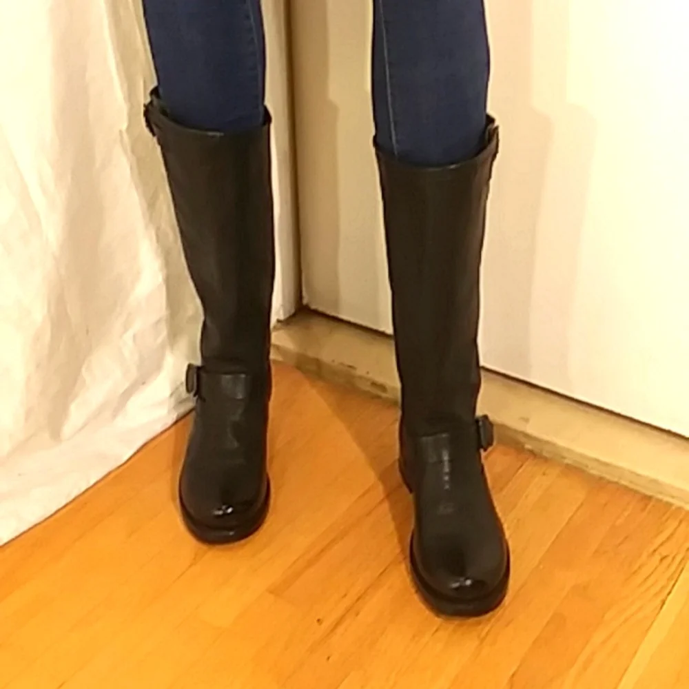 🔥 Like New Frye Back Leather Boots. - Picture 11 of 12